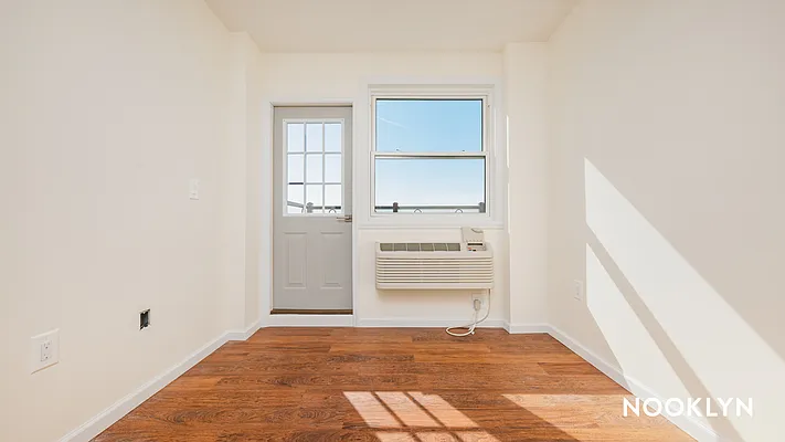 Rented by Nooklyn NYC LLC | media 6