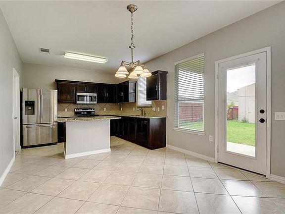 5th image of 12724 La Paz Ln
