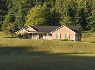 421 Slaybacon Rd, Robbinsville, NC 28771