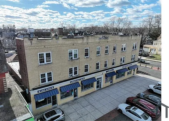 1 bed, 600 sqft, $1,500 — Photo 2