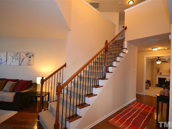 3rd image of 400 Liberty Rose Dr