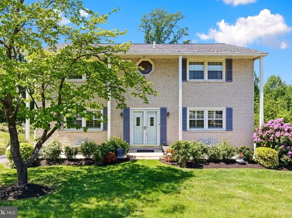 1525 Caroline Dr, Aston, PA 19014