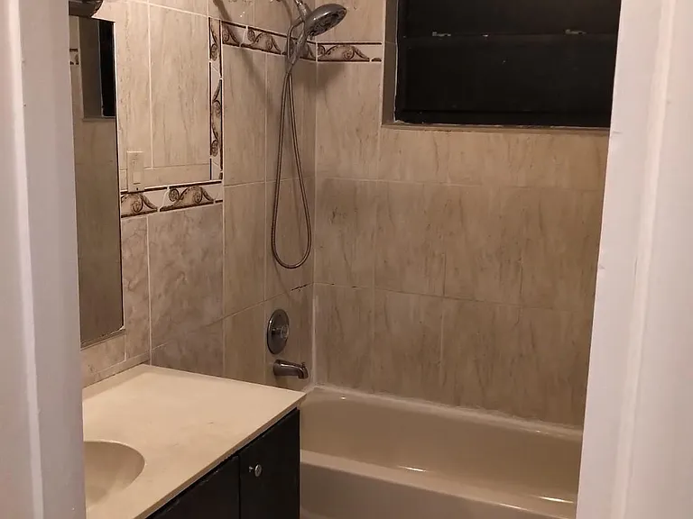 2813 Acapulco Dr — Photo 13
