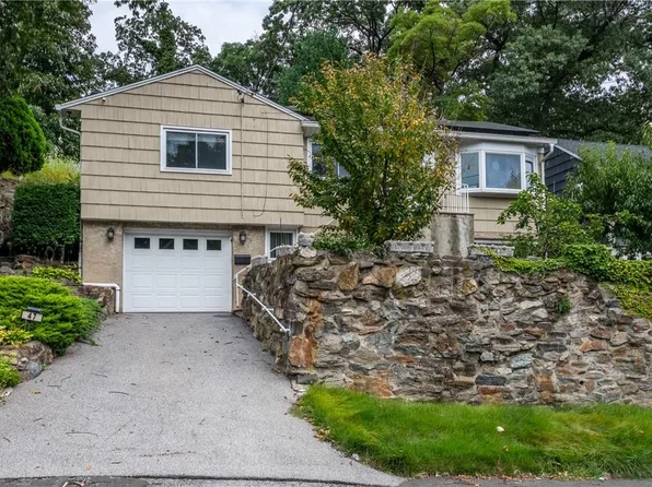 47 LaSalle Drive, New Rochelle, NY 10801