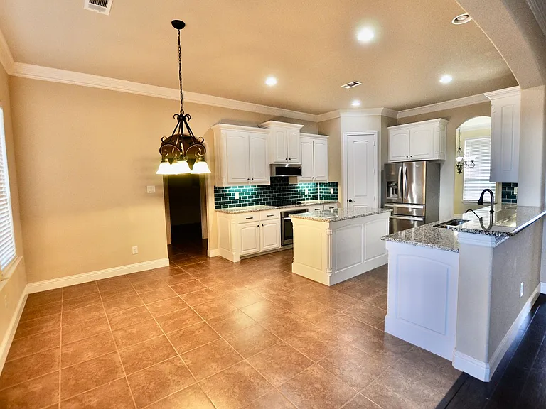 2529 Elk Hollow Ln — Photo 5