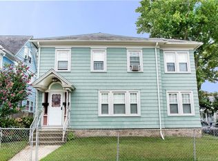 133 Harborview Ave, Bridgeport, CT 06605
