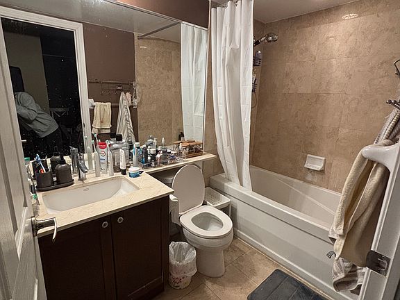 bathroom for master's bedroom