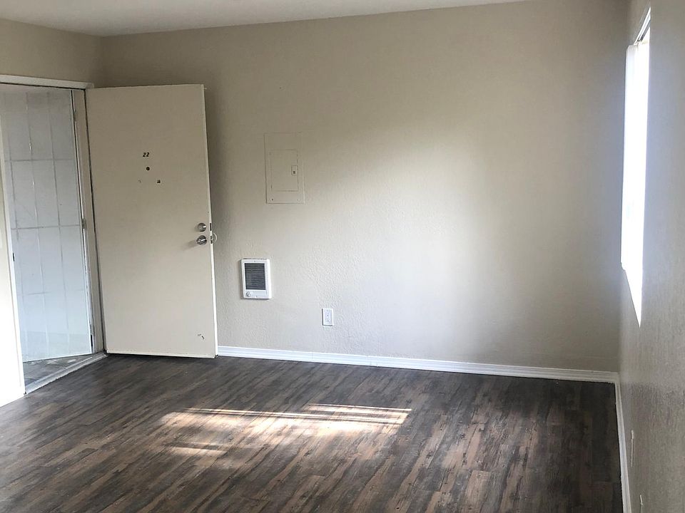 1st image of 264 Avalon Dr