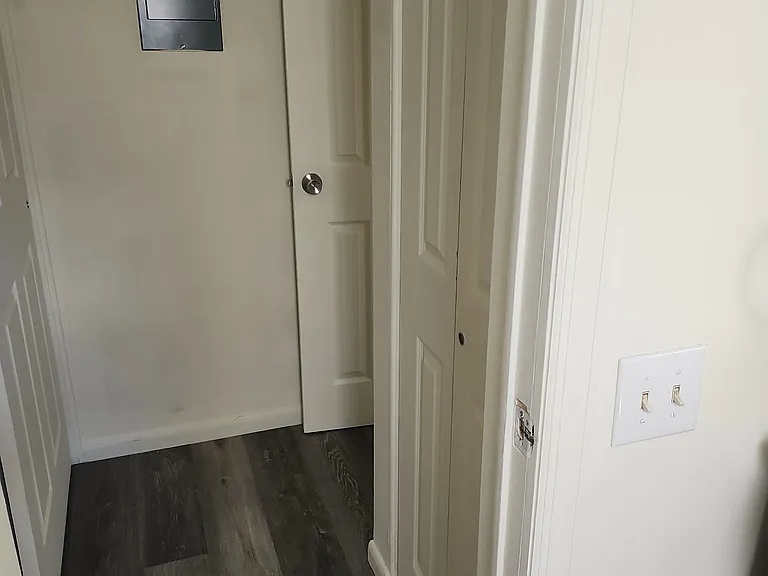 33 Woodbury Ave #2 — Photo 2