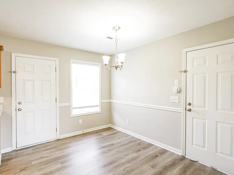 802 Stewart Valley Dr — Photo 6