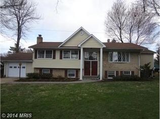 903 Lynnhill Ct NE, Vienna, VA 22180