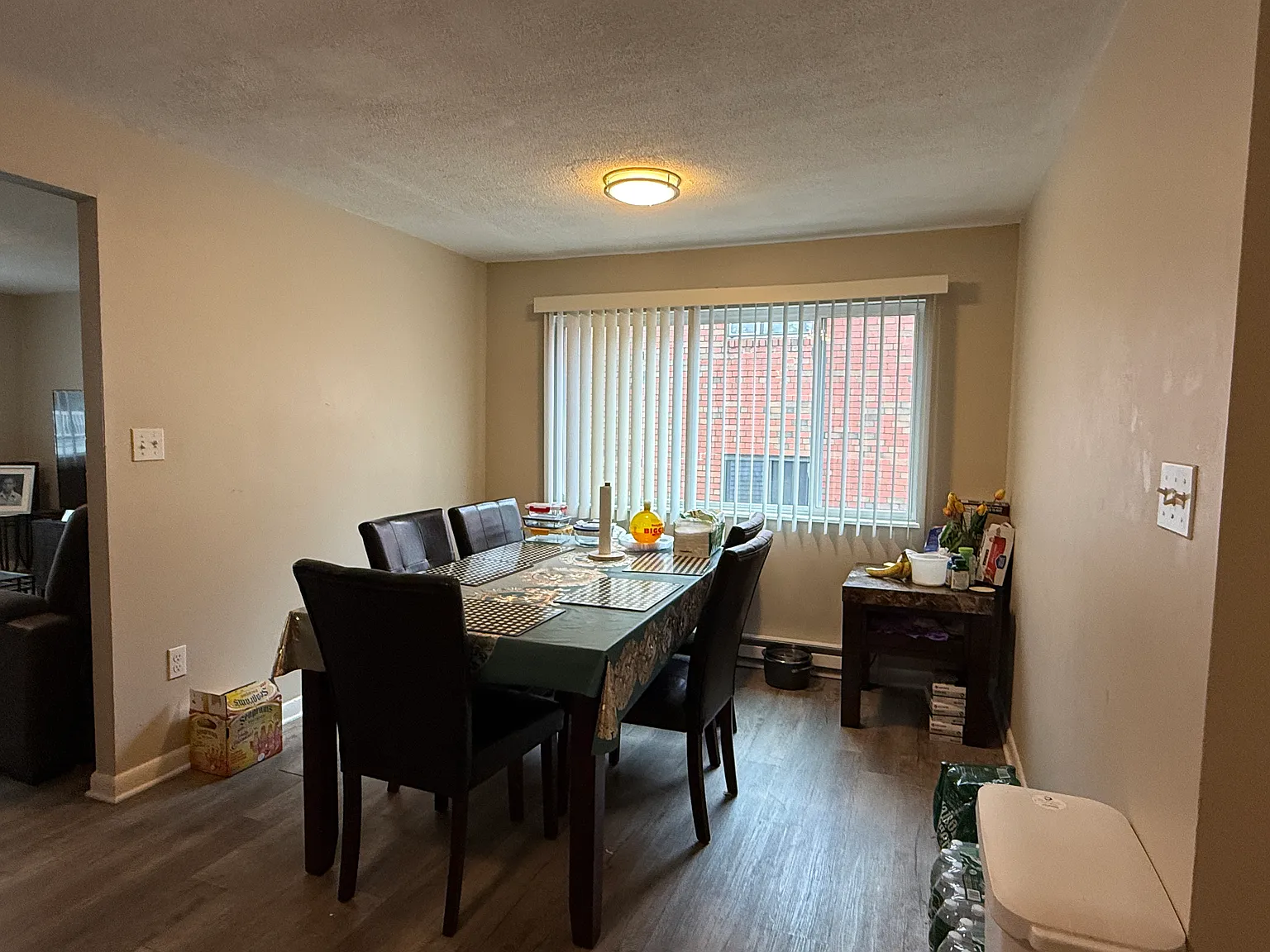 2 bed, 750 sqft, $2,850 — Photo 2