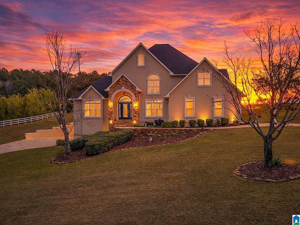 1st image of 13 Heatherwood Ln