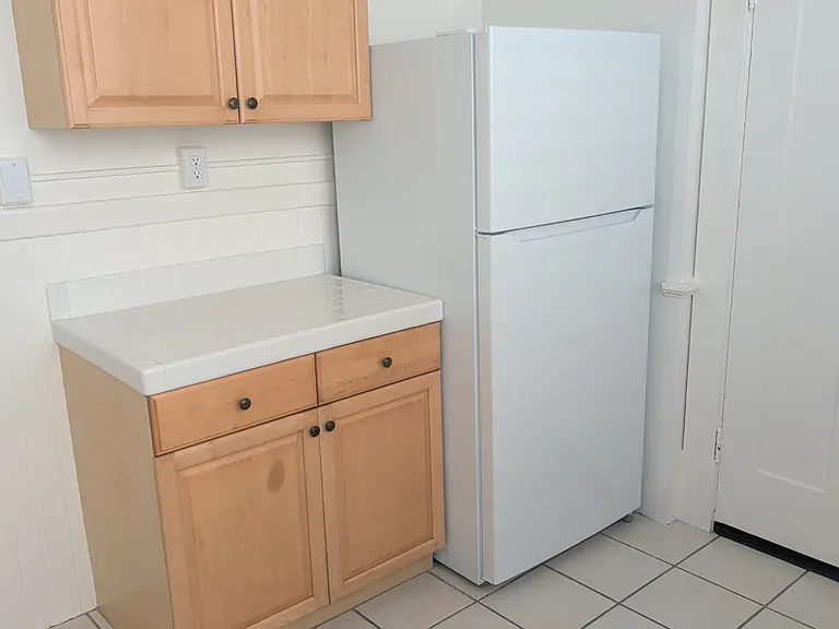 1449 Washington St #7 — Photo 23
