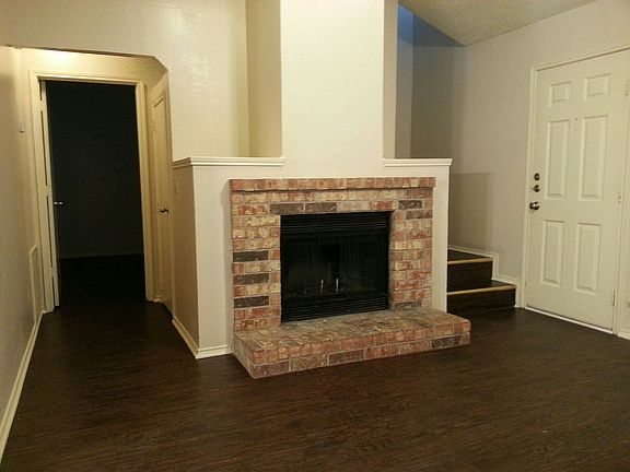 2nd image of 111 Peachtree Ct APT A