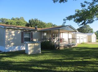2049 Longview Ln, Mansfield, MO 65704