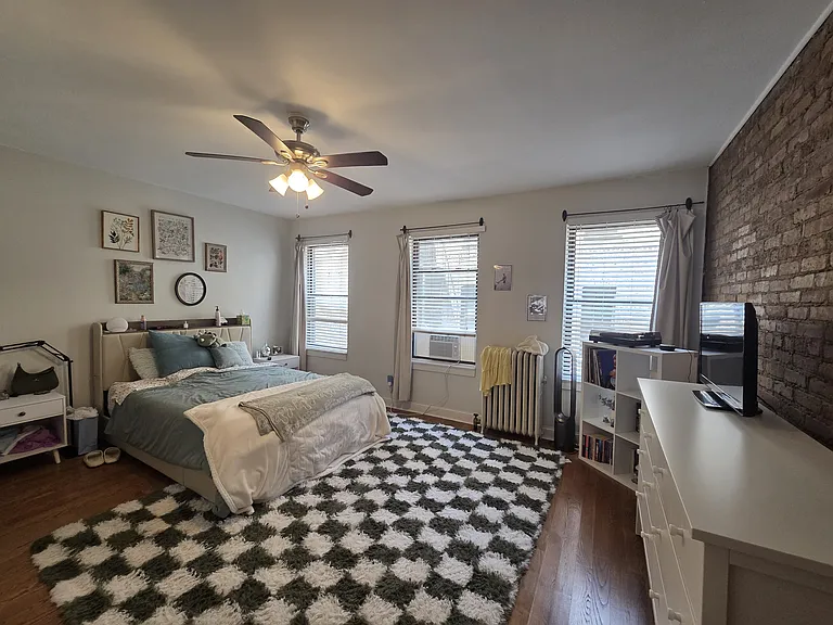 648 W Waveland Ave #2 — Photo 8