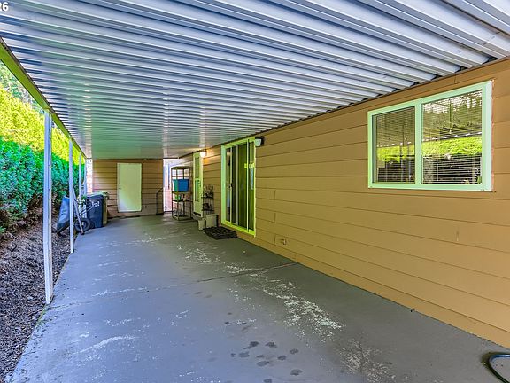 4th image of 100 SW 195th Ave Unit 1