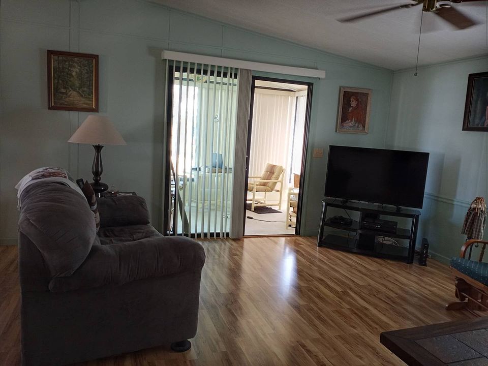 1st image of 251 Country Ln
