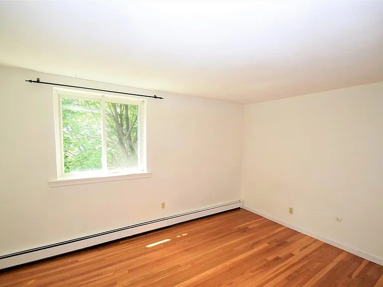 135 Inman St #12 — Photo 10