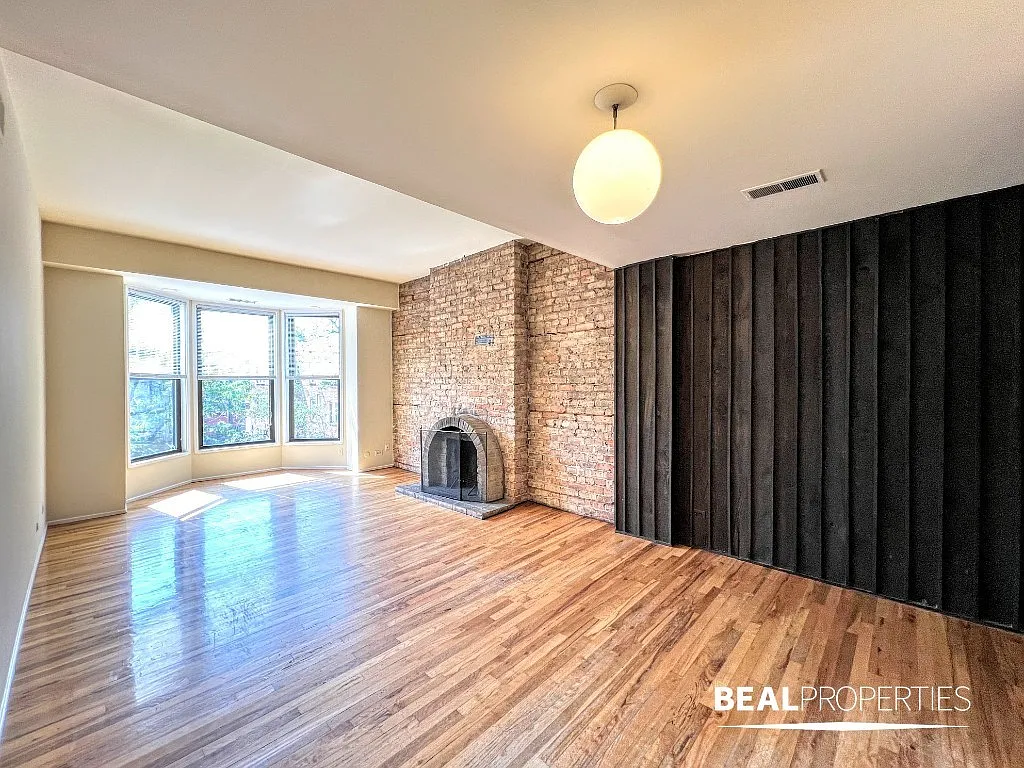 Broad1 — Photo 2