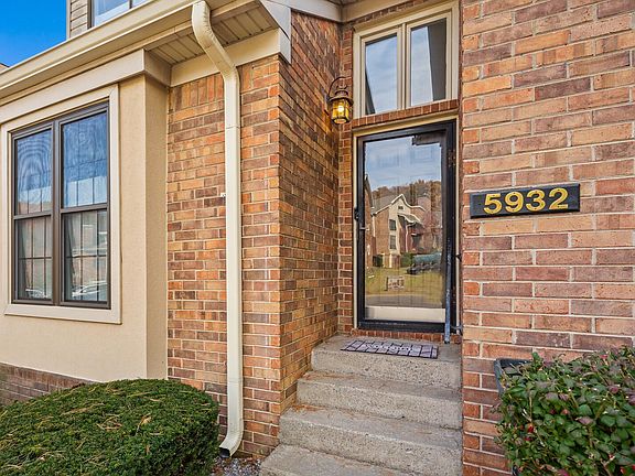 2nd image of 5932 Stone Brook Dr
