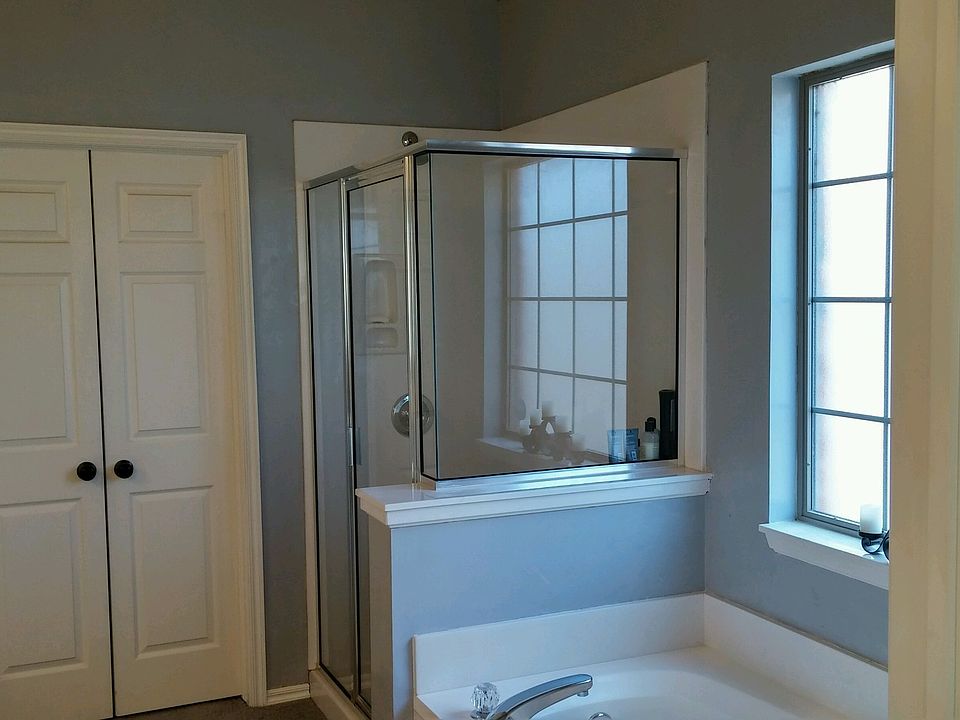 1st image of 1008 SW 107th St