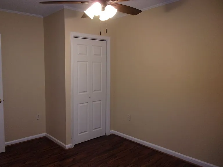 522 S Spruce St — Photo 11