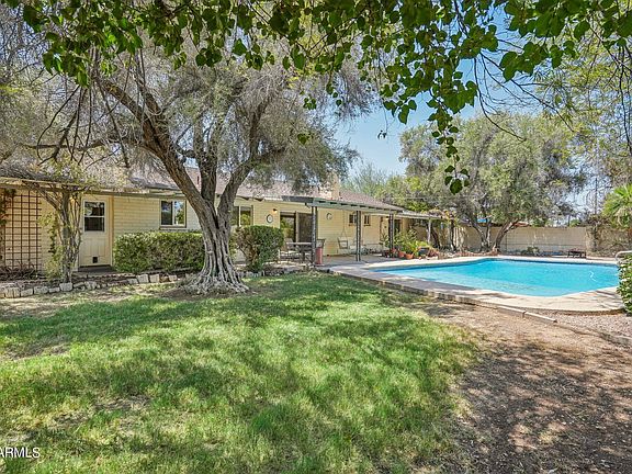4th image of 606 E BISHOP Drive