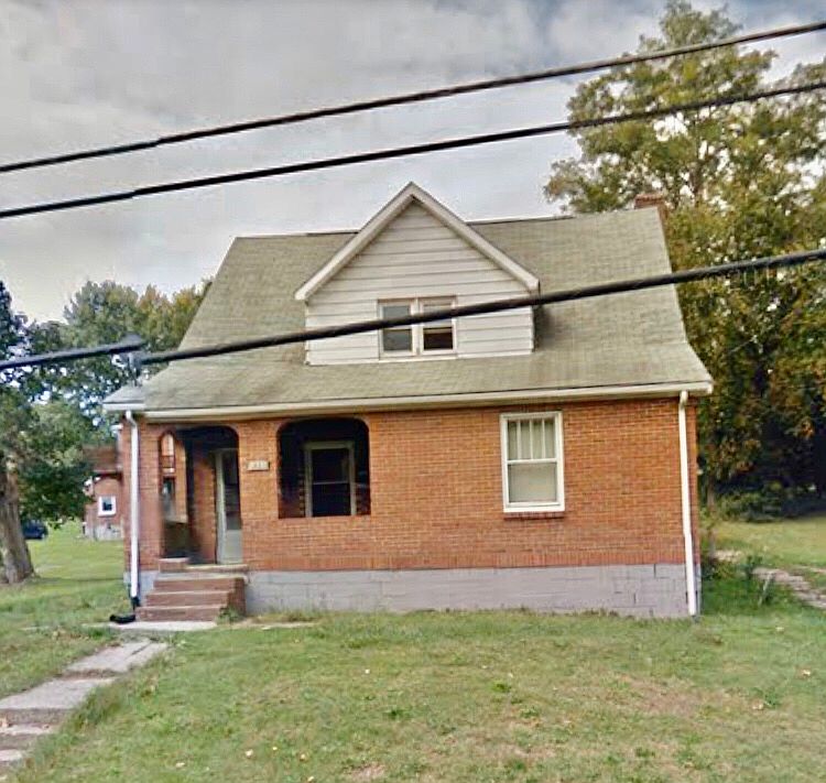 2nd image of 338 Smithfield St