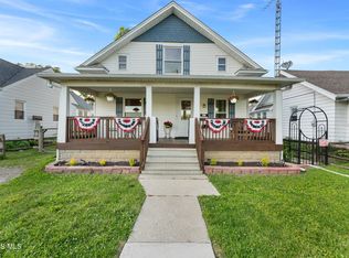 211 E Perry St, Walbridge, OH 43465