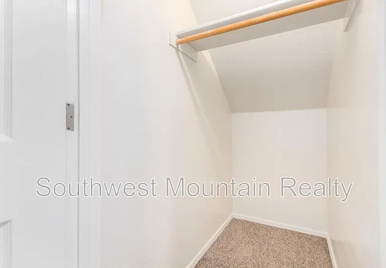 41261 W Laramie Rd — Photo 16