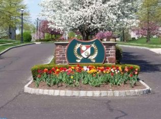 229 Country Club Dr, Telford, PA 18969