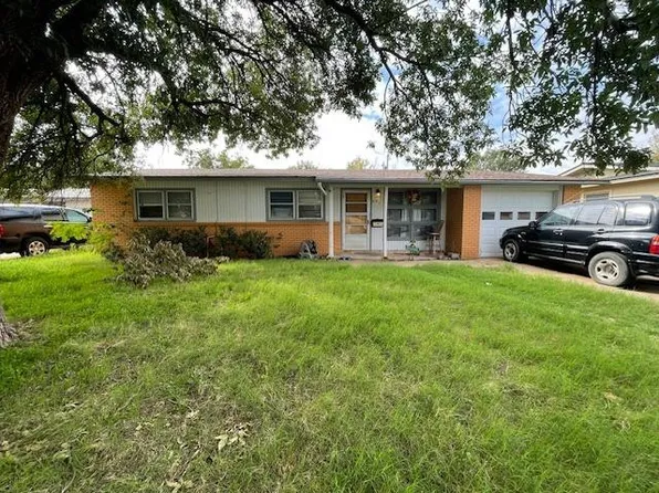 4811 52nd St, Lubbock, TX 79414