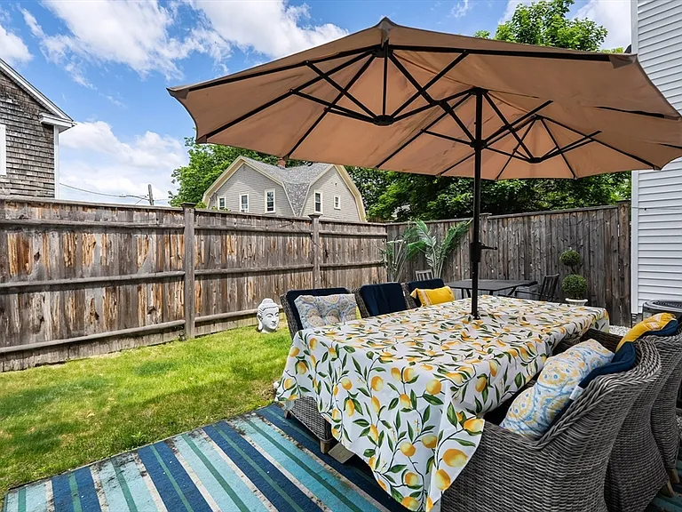 65 Lancaster Rd #65 — Photo 38