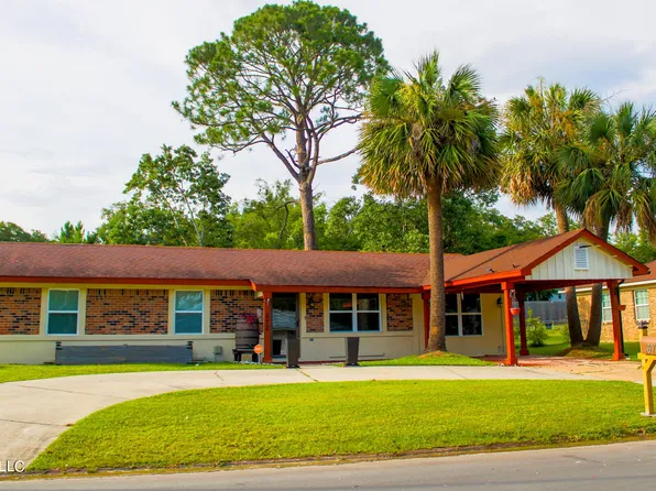 672 Cypress Dr, Diberville, MS 39540