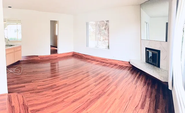 3 bed, 3.5 bath, 2400 sqft, $4,200 — Photo 3
