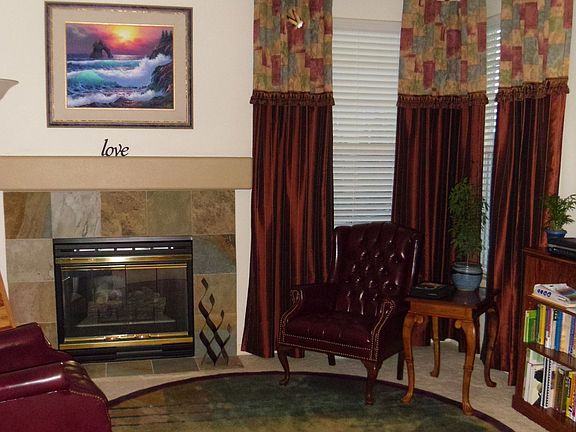 Office or Formal Dining