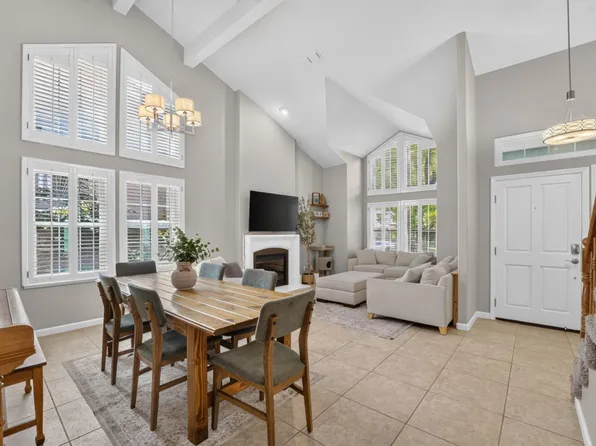 3032 Valasstrada Ct, Carmichael, CA 95608