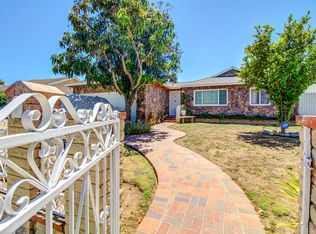 6961 Cozycroft Ave, Winnetka, CA 91306