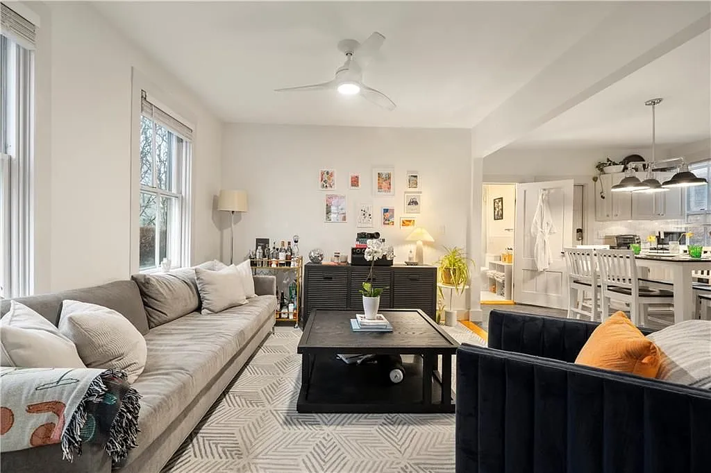 2 bed, 1.0 bath, 814 sqft, $2,800 — Photo 4