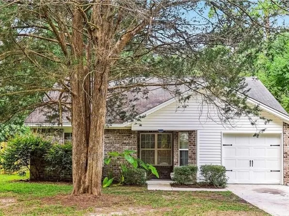 109 Mikell Street, Pembroke, GA 31321