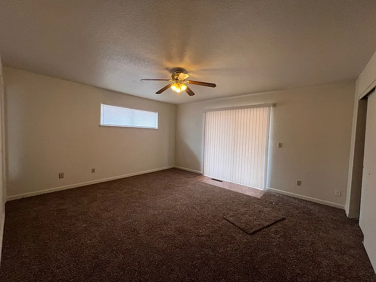 1371 Kimmerling Rd — Photo 4