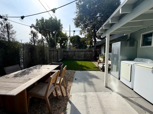 1778 Rogers Pl APT B, Costa Mesa, CA 92627