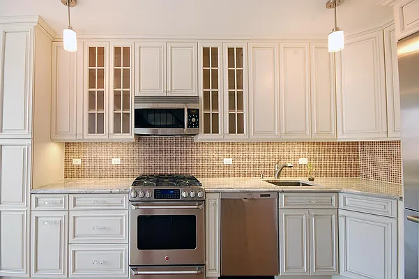 Rented by Mercedes Berk | media 9