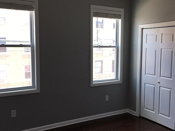 4th image of 41 Vroom St