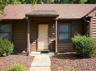 1814 Guyer St APT C, High Pt, NC 27265