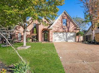 5596 Autumn Valley Dr, Memphis, TN 38135