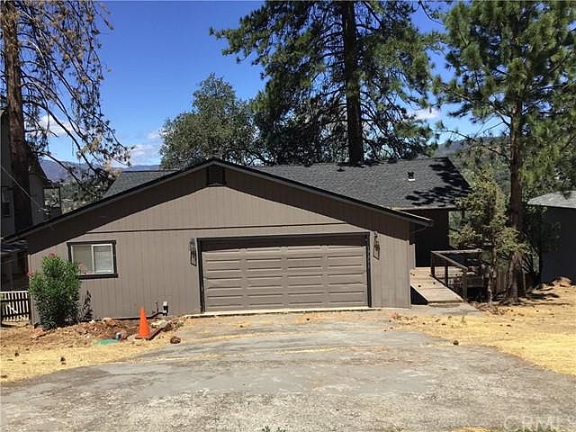 1st image of 17391 Meadow View Dr