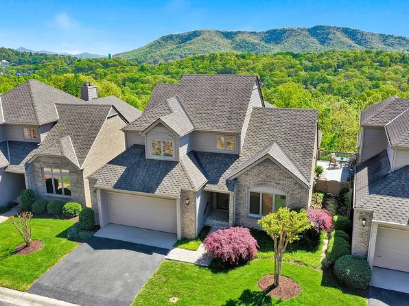 5012 Hunting Hills Cir, Roanoke, VA 24018
